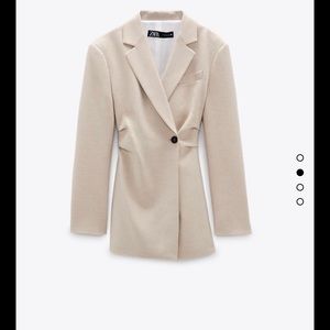 Zara ITALIAN FABRIC Tailored Blazer!